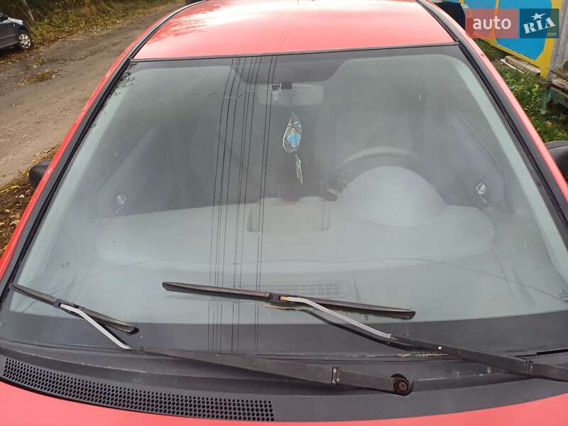 Хэтчбек Mitsubishi Colt 2006 в Валках