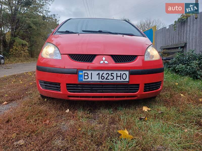 Хэтчбек Mitsubishi Colt 2006 в Валках