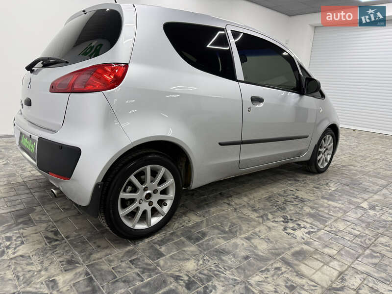 Хэтчбек Mitsubishi Colt 2006 в Одессе
