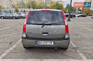 Хетчбек Mitsubishi Colt 2008 в  фото 14 Хетчбек Mitsubishi Colt 2008 в