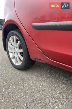 Хетчбек Mitsubishi Colt 2008 в 