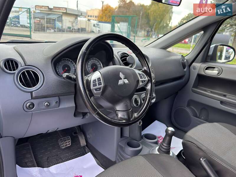 Хетчбек Mitsubishi Colt 2011 в Львові фото 12 Хетчбек Mitsubishi Colt 2011 в Львові
