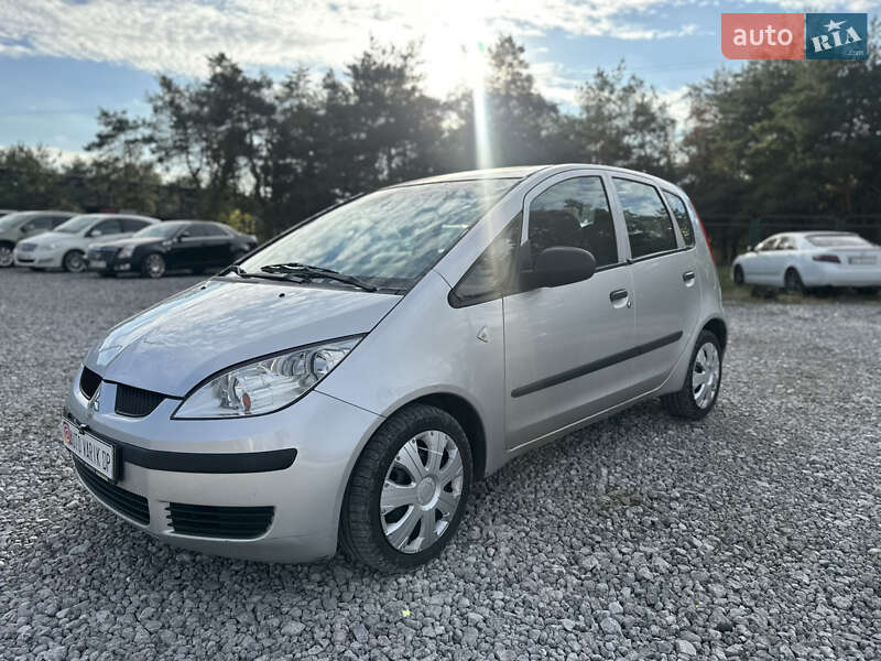 Mitsubishi Colt 2004