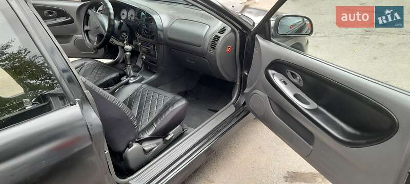 Хетчбек Mitsubishi Colt 2002 в Києві фото 5 Хетчбек Mitsubishi Colt 2002 в Києві