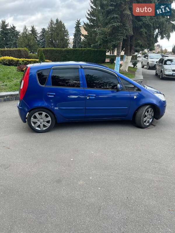 Хетчбек Mitsubishi Colt 2006 в Калинівці