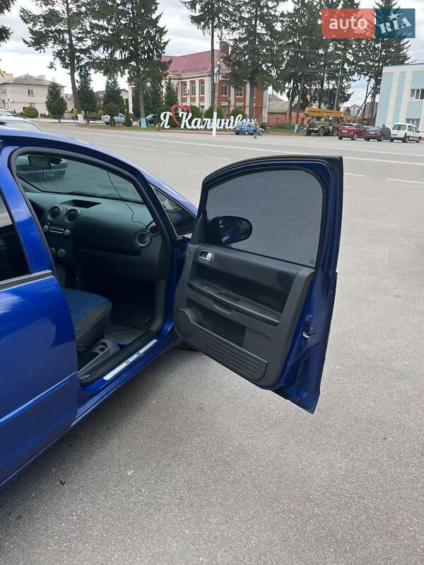 Хетчбек Mitsubishi Colt 2006 в Калинівці