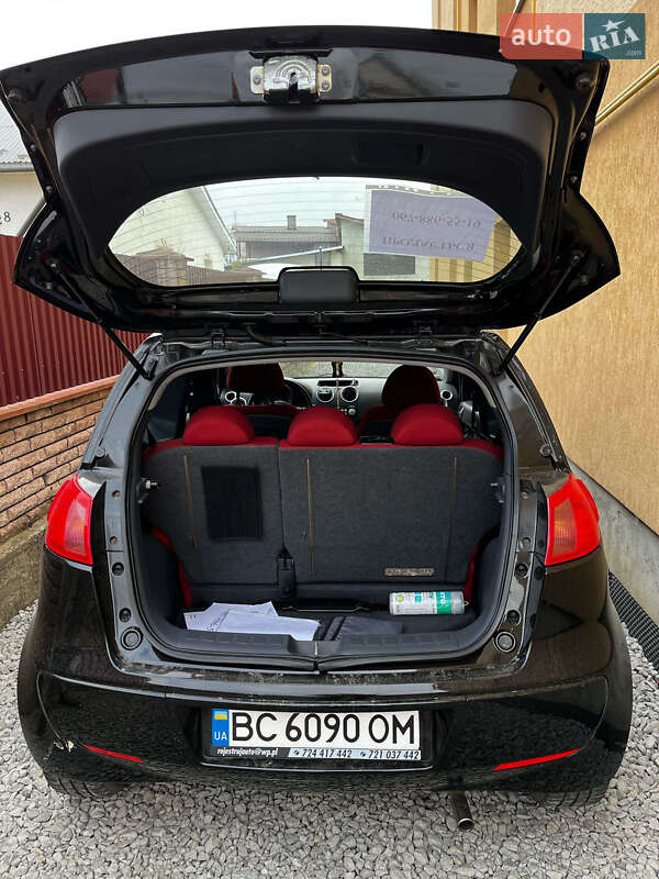 Хетчбек Mitsubishi Colt 2005 в Самборі фото 5 Хетчбек Mitsubishi Colt 2005 в Самборі