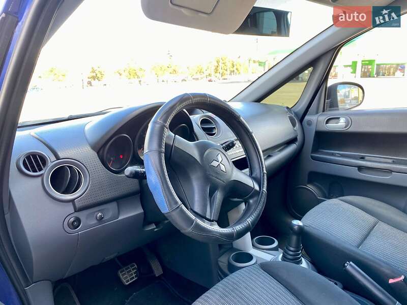 Хэтчбек Mitsubishi Colt 2008 в Запорожье фото 17 Хэтчбек Mitsubishi Colt 2008 в Запорожье
