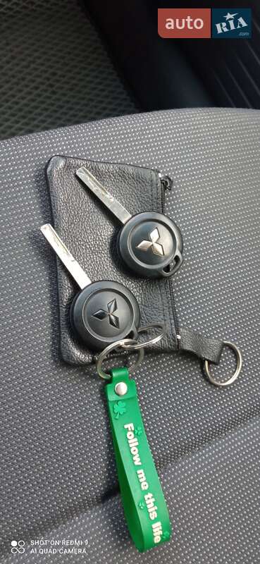 Хетчбек Mitsubishi Colt 2005 в Звягелі