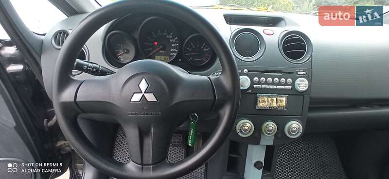 Хетчбек Mitsubishi Colt 2005 в Звягелі