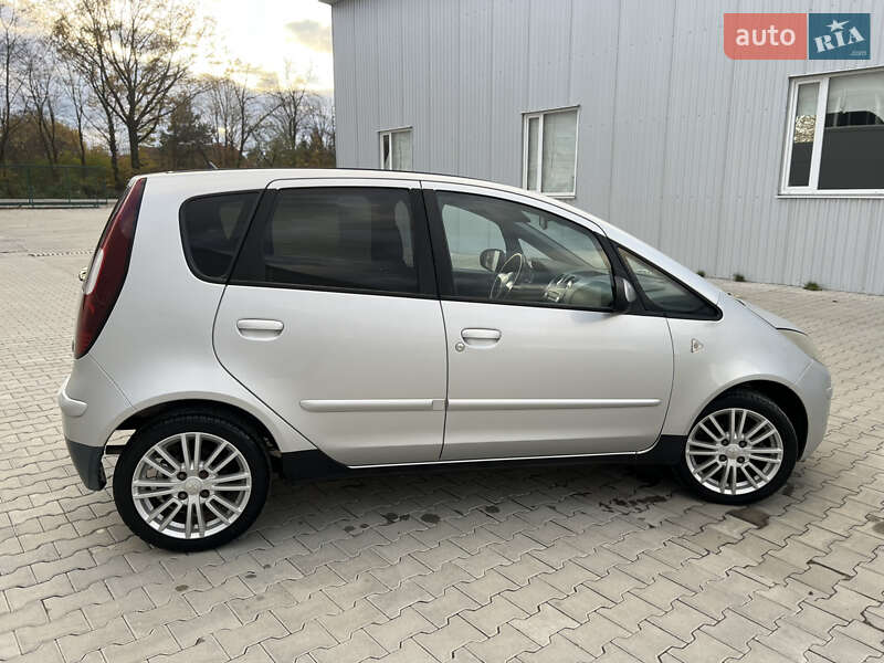 Хетчбек Mitsubishi Colt 2008 в Івано-Франківську фото 10 Хетчбек Mitsubishi Colt 2008 в Івано-Франківську