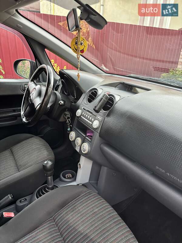 Хетчбек Mitsubishi Colt 2008 в Львові фото 10 Хетчбек Mitsubishi Colt 2008 в Львові