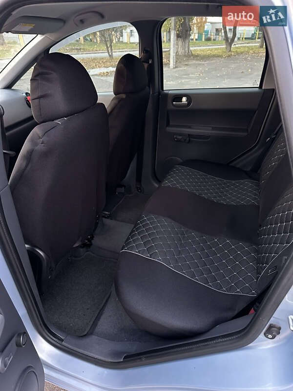 Хэтчбек Mitsubishi Colt 2007 в Черкассах фото 7 Хэтчбек Mitsubishi Colt 2007 в Черкассах