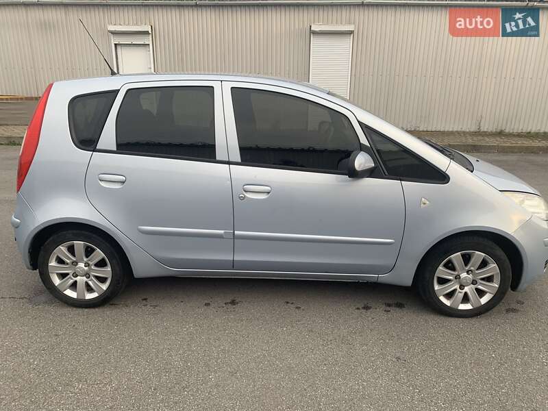 Хетчбек Mitsubishi Colt 2007 в Луцьку