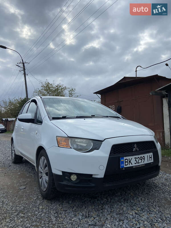 Хетчбек Mitsubishi Colt 2009 в Рівному фото 3 Хетчбек Mitsubishi Colt 2009 в Рівному
