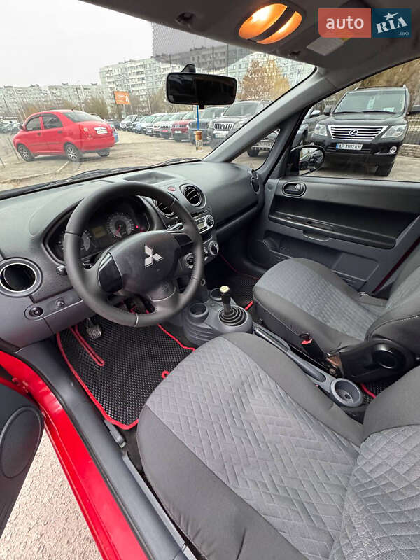Хетчбек Mitsubishi Colt 2010 в Запоріжжі фото 11 Хетчбек Mitsubishi Colt 2010 в Запоріжжі