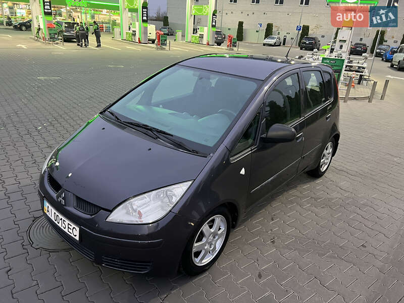 Хэтчбек Mitsubishi Colt 2005 в Киеве