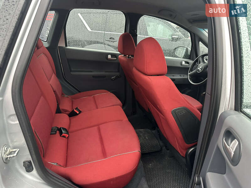 Хэтчбек Mitsubishi Colt 2006 в Ивано-Франковске