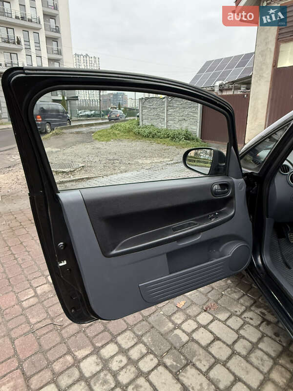 Хэтчбек Mitsubishi Colt 2010 в Львове