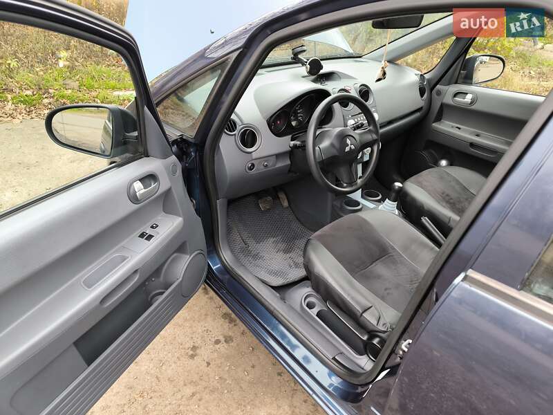 Хетчбек Mitsubishi Colt 2007 в Подільську
