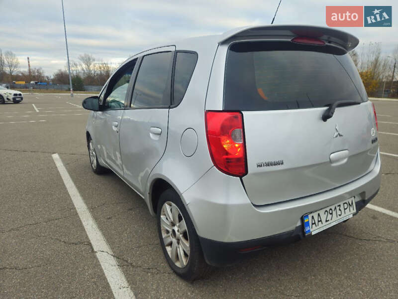 Хетчбек Mitsubishi Colt 2009 в Бердичеві