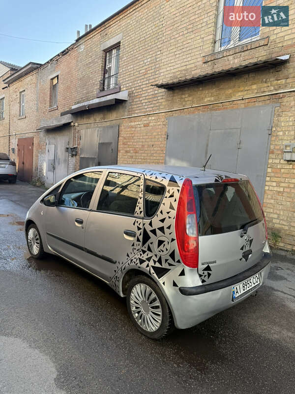 Хетчбек Mitsubishi Colt 2005 в Києві