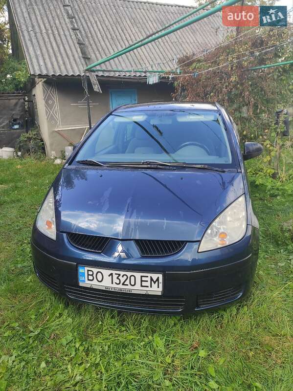 Хэтчбек Mitsubishi Colt 2004 в Почаеве фото 7 Хэтчбек Mitsubishi Colt 2004 в Почаеве
