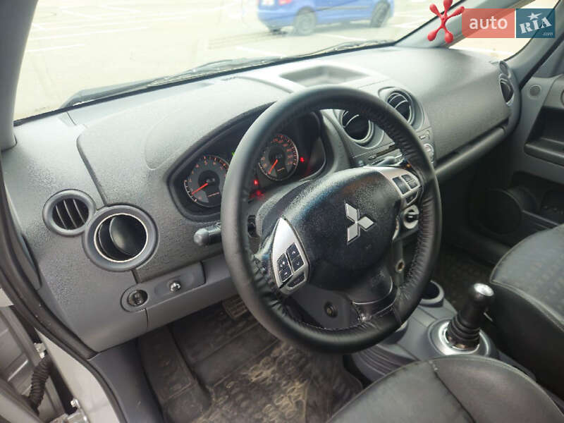 Хетчбек Mitsubishi Colt 2009 в Бердичеві