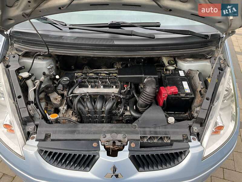 Хетчбек Mitsubishi Colt 2006 в Луцьку фото 19 Хетчбек Mitsubishi Colt 2006 в Луцьку