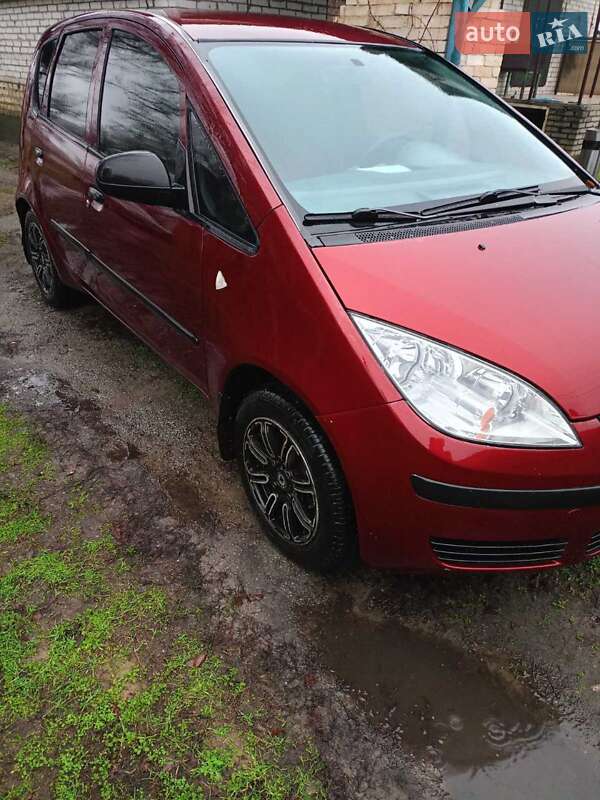 Хэтчбек Mitsubishi Colt 2005 в Ирпене