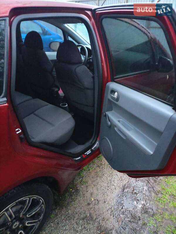 Хэтчбек Mitsubishi Colt 2005 в Ирпене