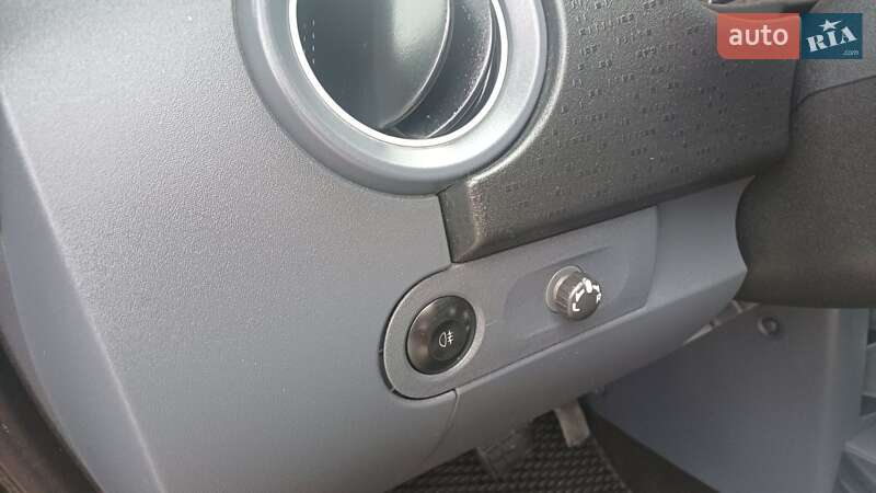 Хэтчбек Mitsubishi Colt 2008 в Дрогобыче