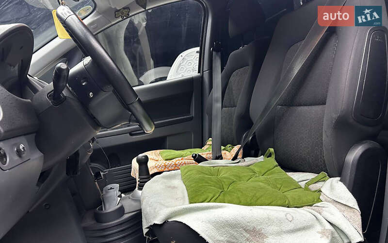 Хэтчбек Mitsubishi Colt 2012 в Черновцах