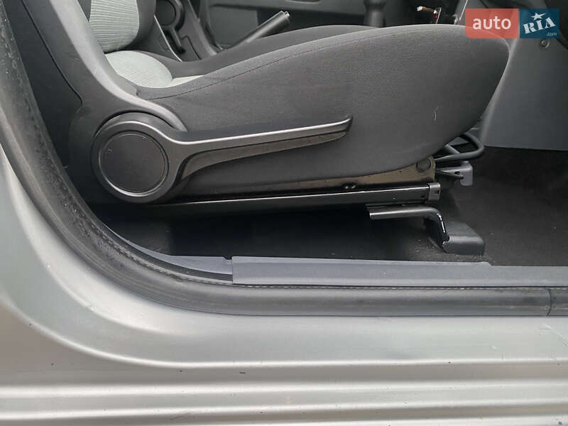 Хетчбек Mitsubishi Colt 2009 в Чернівцях