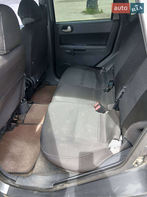 Хетчбек Mitsubishi Colt 2004 в Тернополі