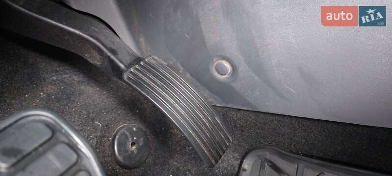 Хэтчбек Mitsubishi Colt 2008 в Черкассах фото 18 Хэтчбек Mitsubishi Colt 2008 в Черкассах