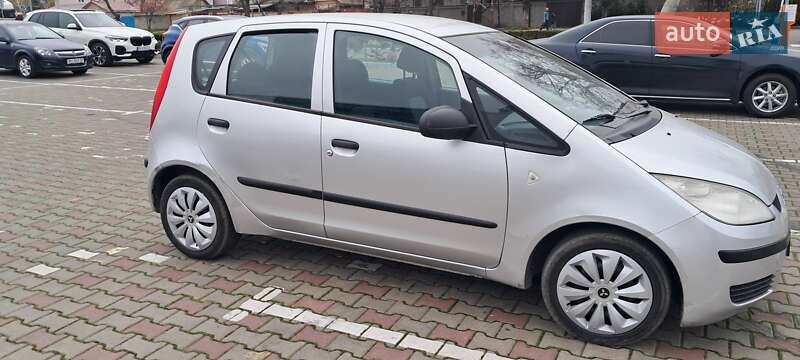 Хэтчбек Mitsubishi Colt 2005 в Одессе фото 4 Хэтчбек Mitsubishi Colt 2005 в Одессе