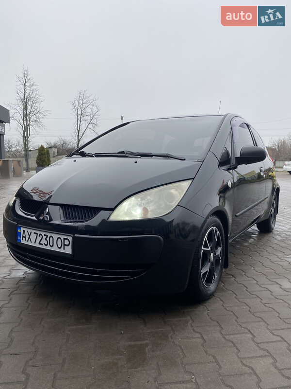 Хэтчбек Mitsubishi Colt 2005 в Первомайске