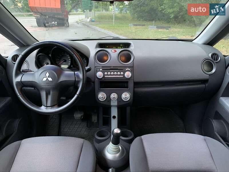 Хэтчбек Mitsubishi Colt 2006 в Бородянке фото 4 Хэтчбек Mitsubishi Colt 2006 в Бородянке