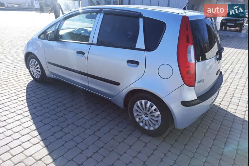 Хетчбек Mitsubishi Colt 2005 в Старокостянтинові
