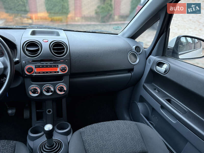 Хэтчбек Mitsubishi Colt 2010 в Черновцах фото 18 Хэтчбек Mitsubishi Colt 2010 в Черновцах
