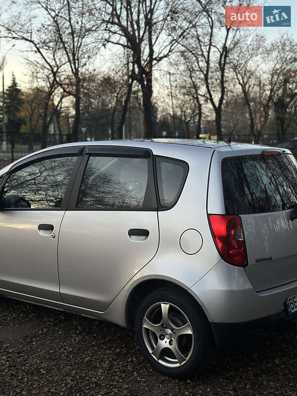 Хэтчбек Mitsubishi Colt 2009 в Буче фото 5 Хэтчбек Mitsubishi Colt 2009 в Буче