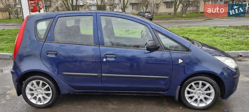 Хэтчбек Mitsubishi Colt 2007 в Одессе фото 2 Хэтчбек Mitsubishi Colt 2007 в Одессе