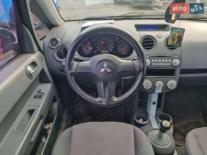 Хэтчбек Mitsubishi Colt 2006 в Харькове фото 13 Хэтчбек Mitsubishi Colt 2006 в Харькове