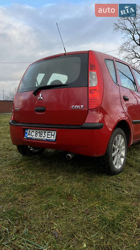 Хэтчбек Mitsubishi Colt 2008 в Киверцах