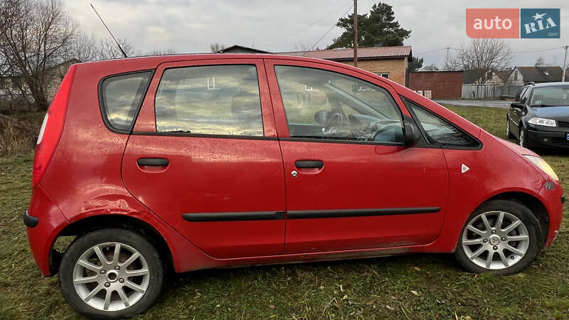 Хэтчбек Mitsubishi Colt 2008 в Киверцах