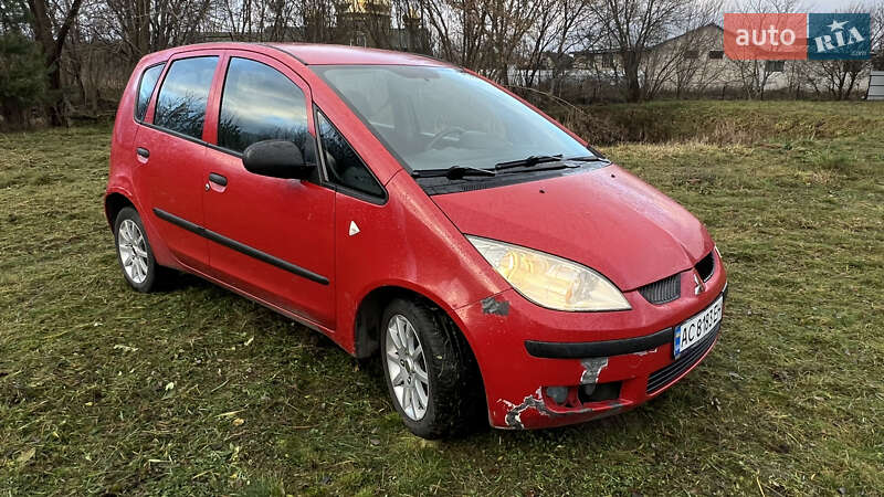 Хэтчбек Mitsubishi Colt 2008 в Киверцах