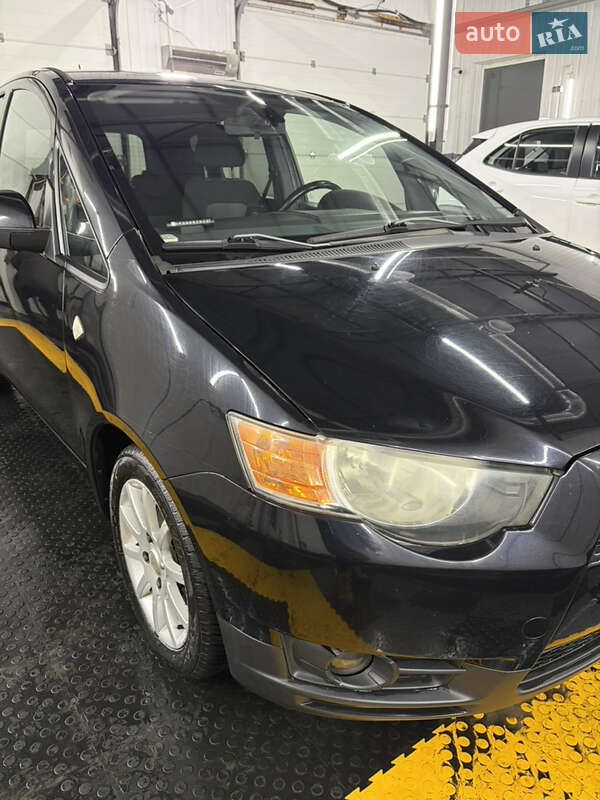 Хетчбек Mitsubishi Colt 2009 в Києві фото 3 Хетчбек Mitsubishi Colt 2009 в Києві