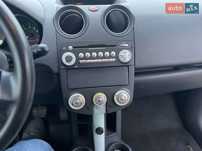 Хэтчбек Mitsubishi Colt 2006 в Киеве