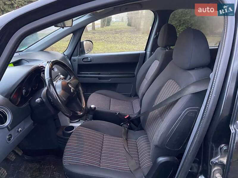 Хэтчбек Mitsubishi Colt 2008 в Кременце